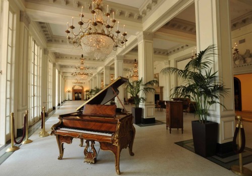What is the history of the St Anthony Hotel?