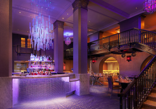 Is There a Dress Code for the St. Anthony Hotel Restaurant's Bar or Lounge Area?